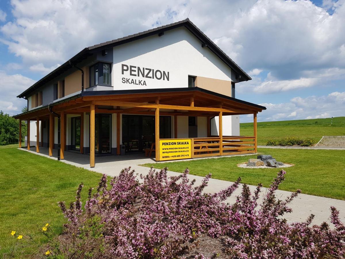 Penzion Skalka エクステリア 写真